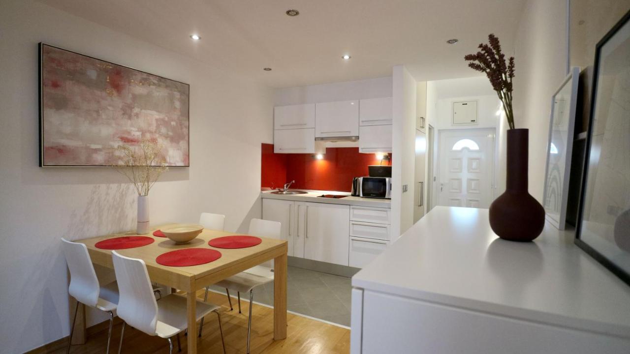 Apartment Ena - Lavica Podstrana Bagian luar foto