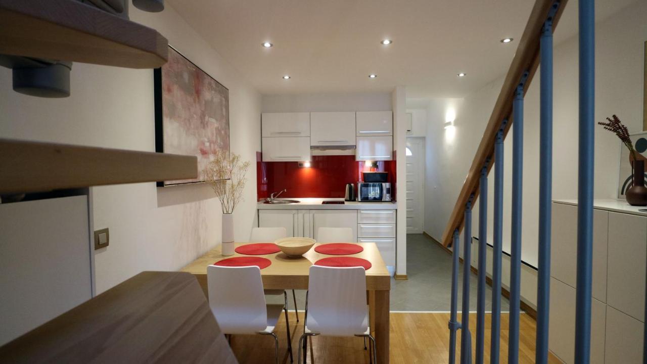 Apartment Ena - Lavica Podstrana Bagian luar foto