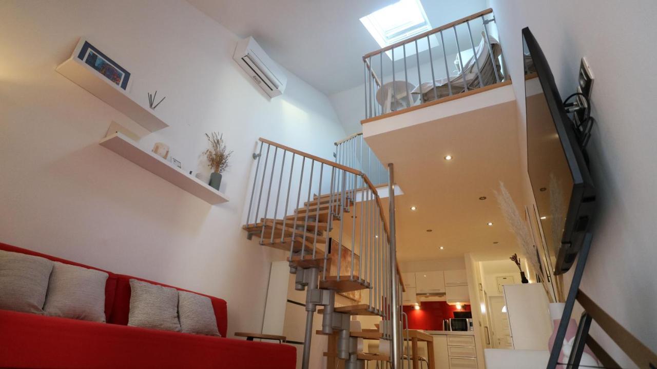 Apartment Ena - Lavica Podstrana Bagian luar foto