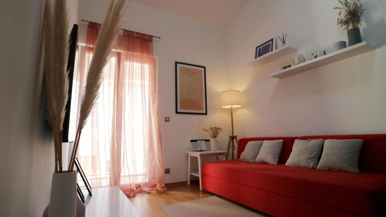 Apartment Ena - Lavica Podstrana Bagian luar foto